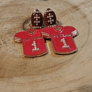 🏈 “Go Team!” Pearl-Studded Jersey Earrings